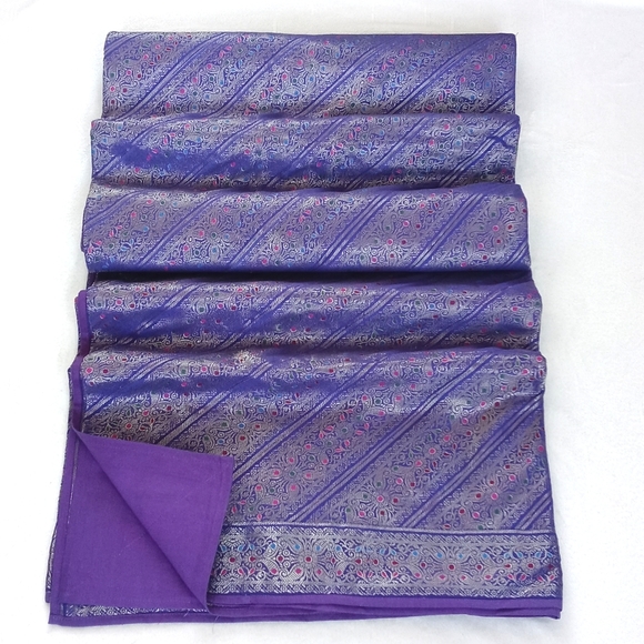 Unique Silk Iridescent Purple Patchwork Batik Bedspread/ Coverlet from India - Picture 13 of 14